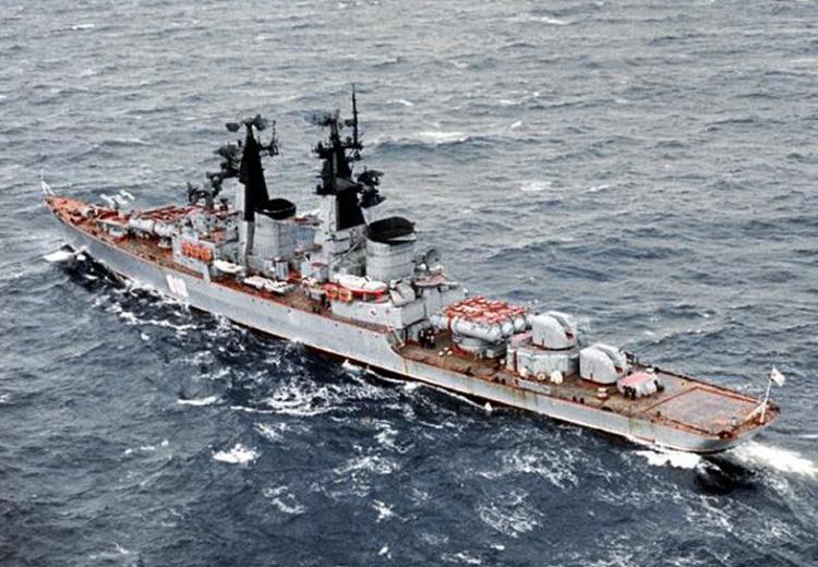 KYNDA  - incrociatore sovietico     (**)