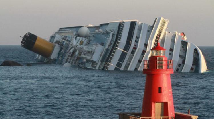 COSTA CONCORDIA - nave da crociera  (**)